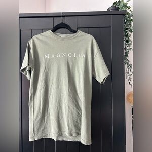 Magnolia Women's Shirt Green Top Size M 100% cotton Waco Texas